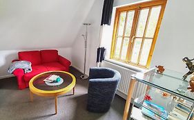Carl 7 - ruhig, bezaubernd, eigen